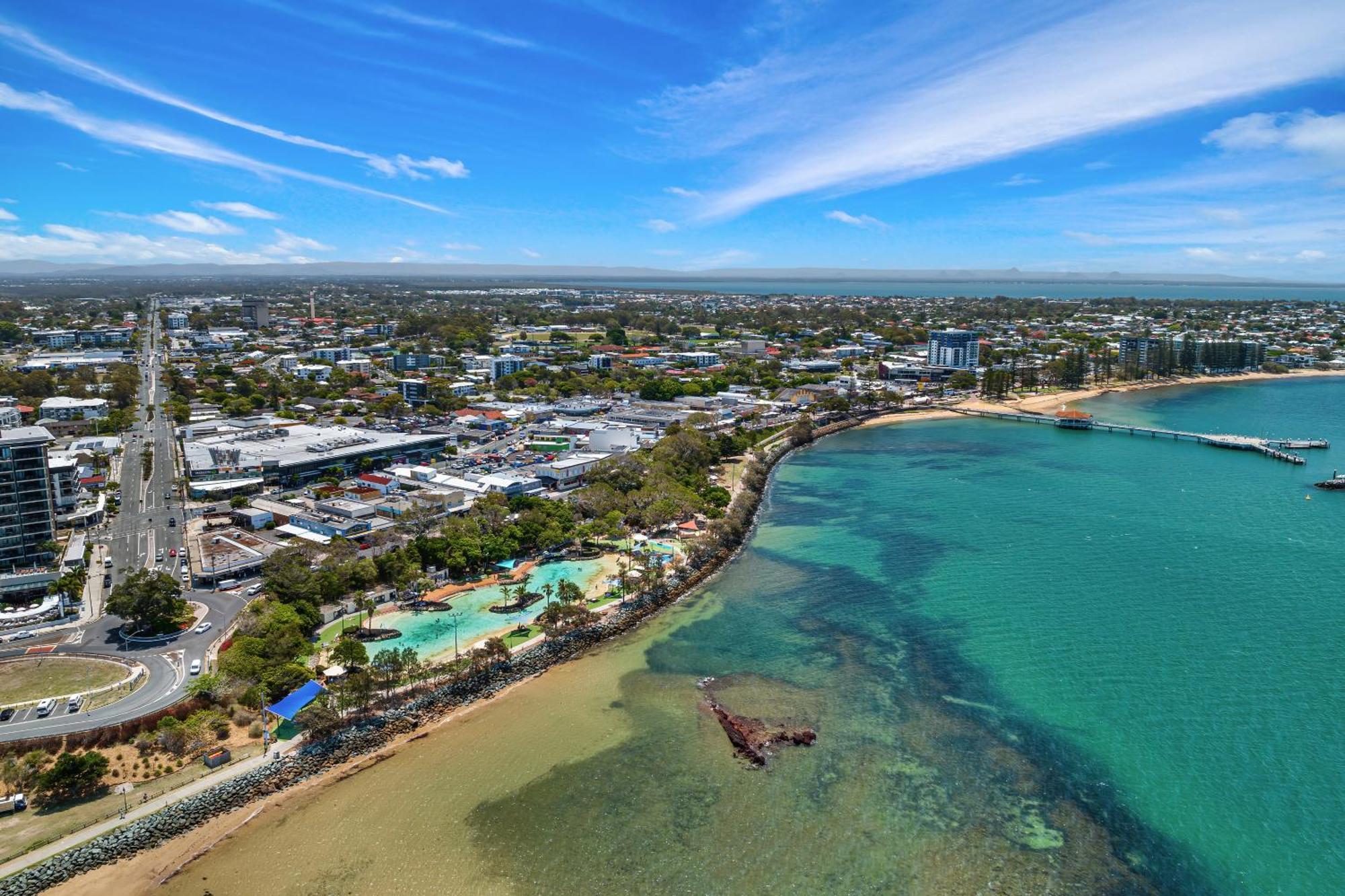 La Vida On Anzac Aparthotel Redcliffe Buitenkant foto