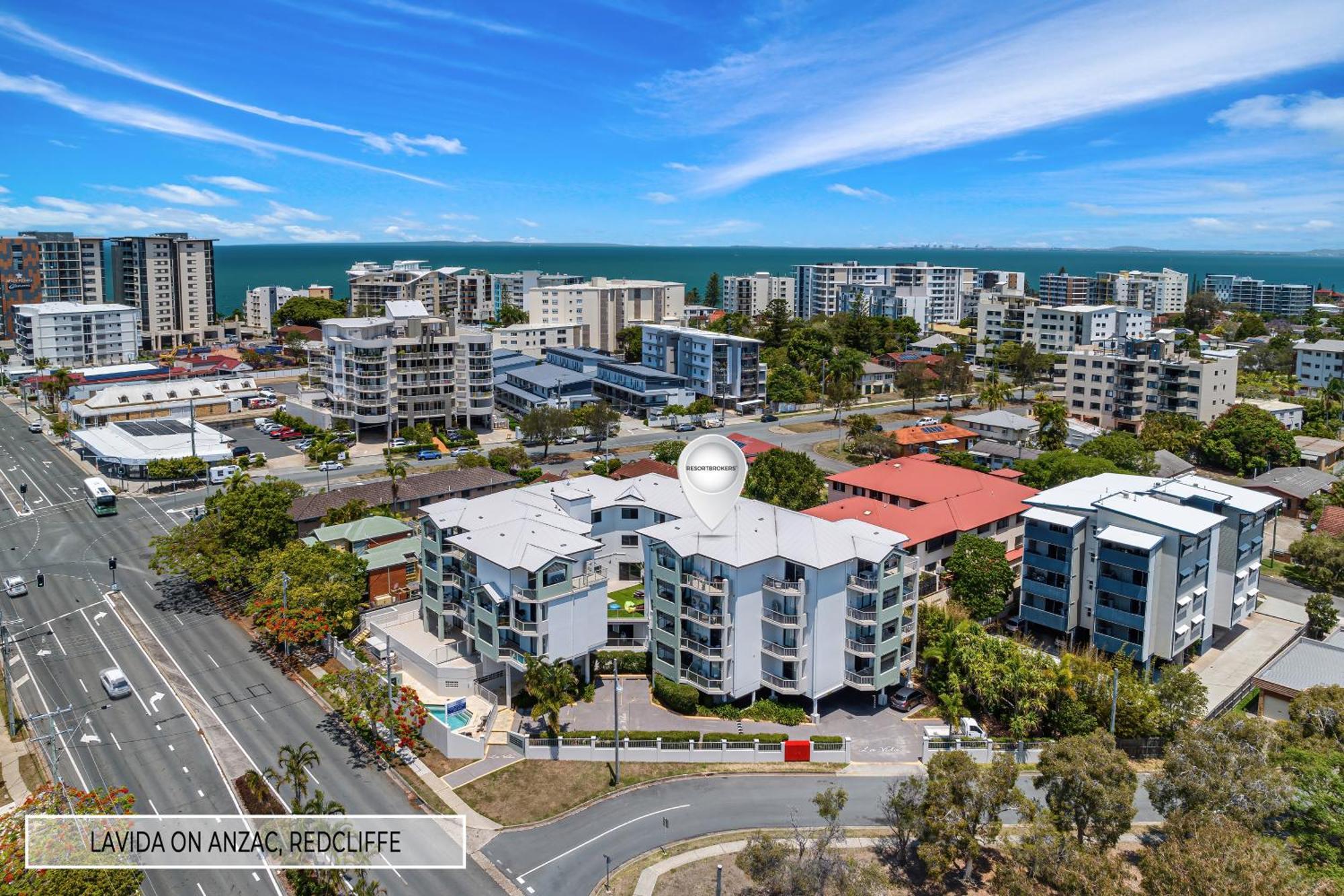 La Vida On Anzac Aparthotel Redcliffe Buitenkant foto